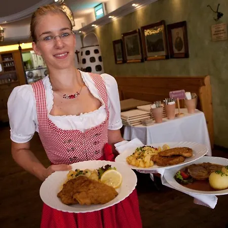 Otel Posthotel Kolberbraeu Bad Tölz