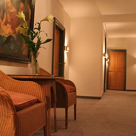 Posthotel Kolberbraeu Отель Бад-Тольц