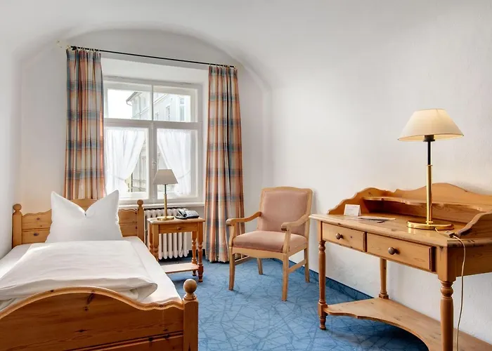 Posthotel Kolberbraeu 3* באד טולץ